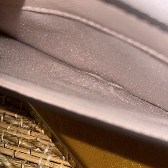 Kate spade embellished Zip around wallet EUC - Picture 9 of 17